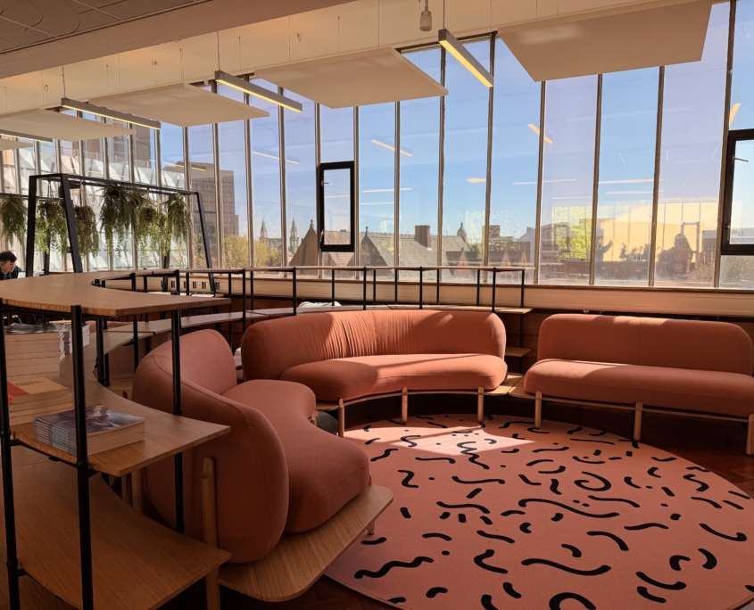commuter lounge sofa in EC Stoner